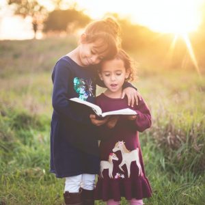 ben-white-EMZxDosijJ4-unsplash (1)
